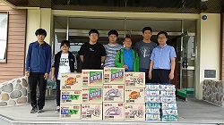 졸업생 아버님 기부물품 증정 사진